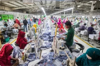Lantai produksi pabrik — solusi Acosys untuk manufaktur